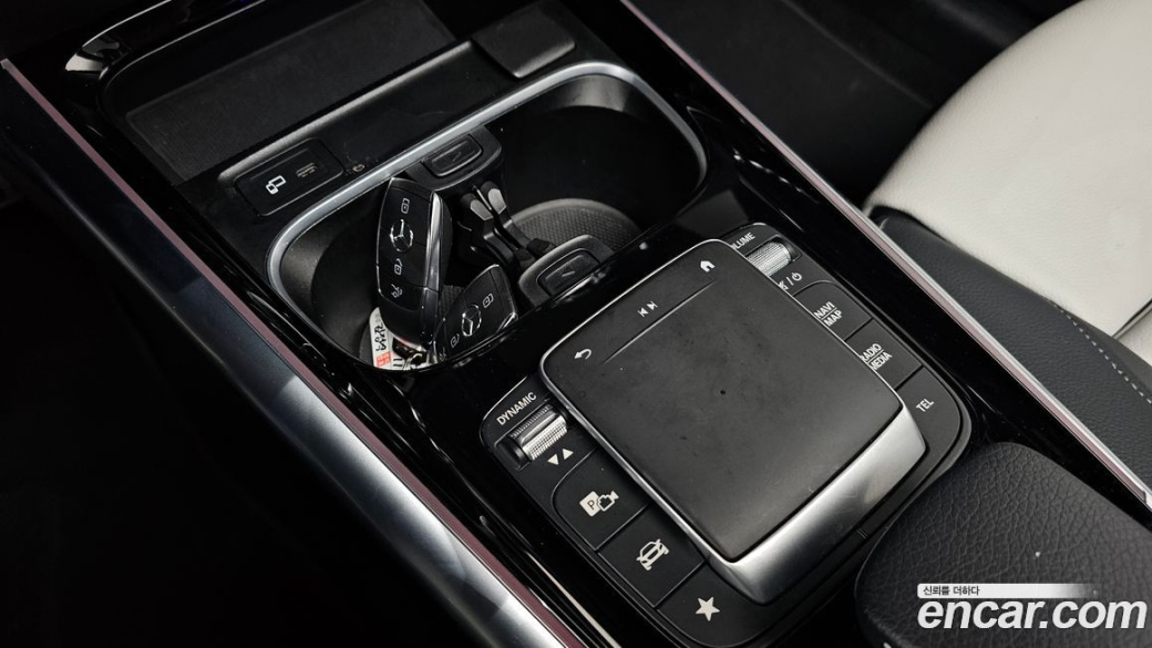 Mercedes-Benz GLA-Class GLA250 4MATIC, 2023