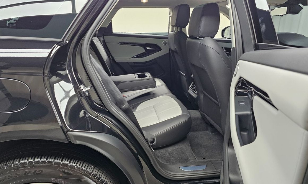 Land Rover Range Rover Evoque P250 Dynamic SE, 2025