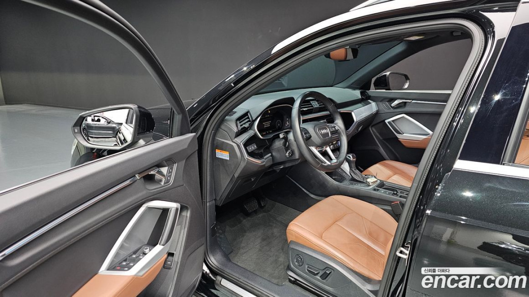 Audi Q3 35 TDI Premium, 2023