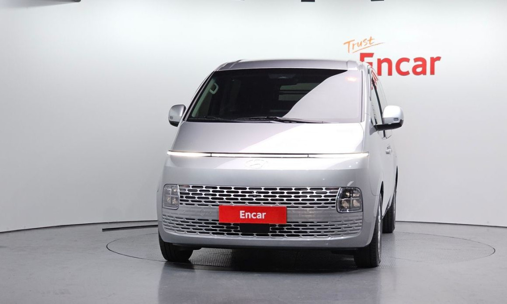 Hyundai Staria Cargo 5-Seater, 2025