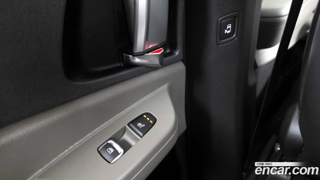Kia Carnival 9-Seater Noblesse, 2025