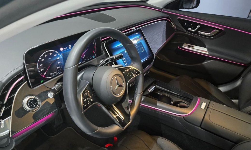 Mercedes-Benz E-Class E200 Avantgarde, 2025
