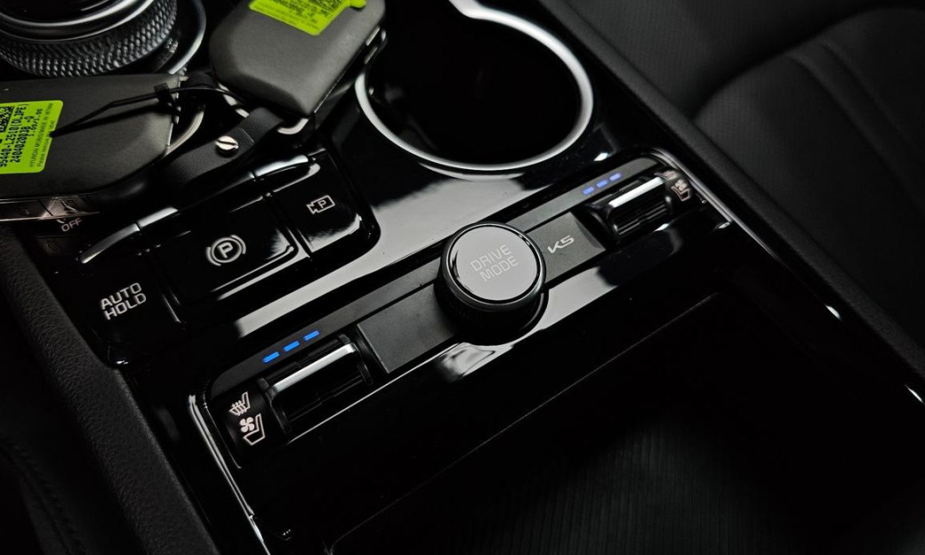 Kia K5 2.0, 2024