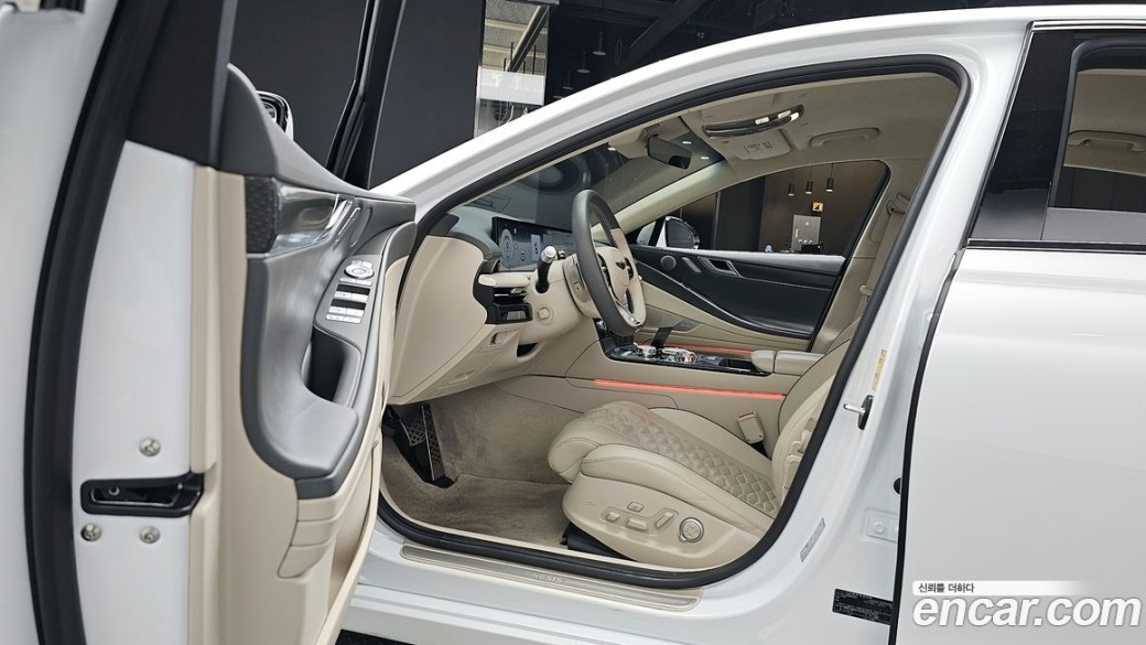 Genesis G80 Gasoline 2.5 Turbo AWD, 2025