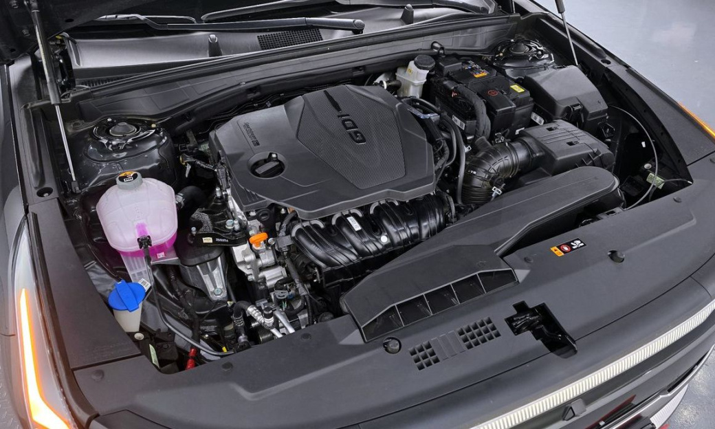 Kia K8 2.5 Gasoline 2WD, 2025