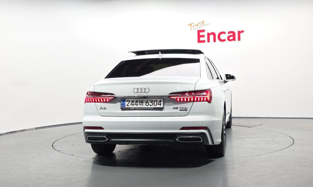 Audi A6 45 TFSI Quattro Premium, 2023