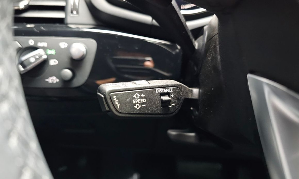 Audi A4 45 TFSI Quattro Premium, 2021