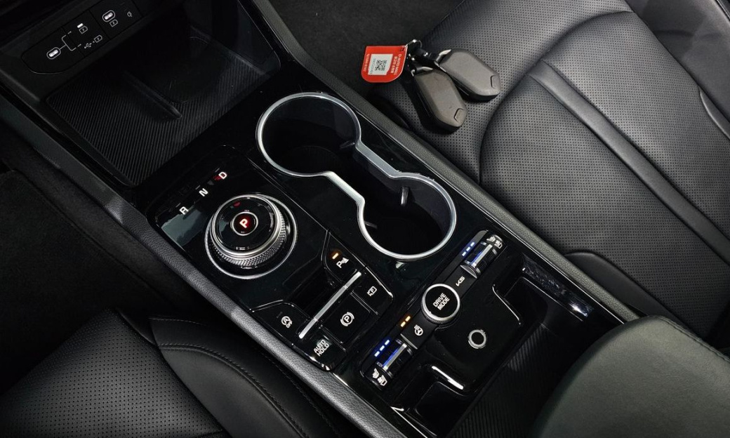 Kia K5 2.0, 2024