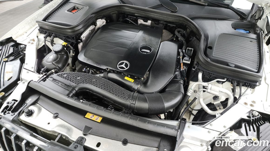 Mercedes-Benz GLC-Class GCL300 4MATIC Coupe, 2023
