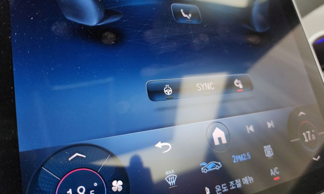 Mercedes-Benz CLE-Class AMG CLE53 4MATIC+ Cabriolet, 2026
