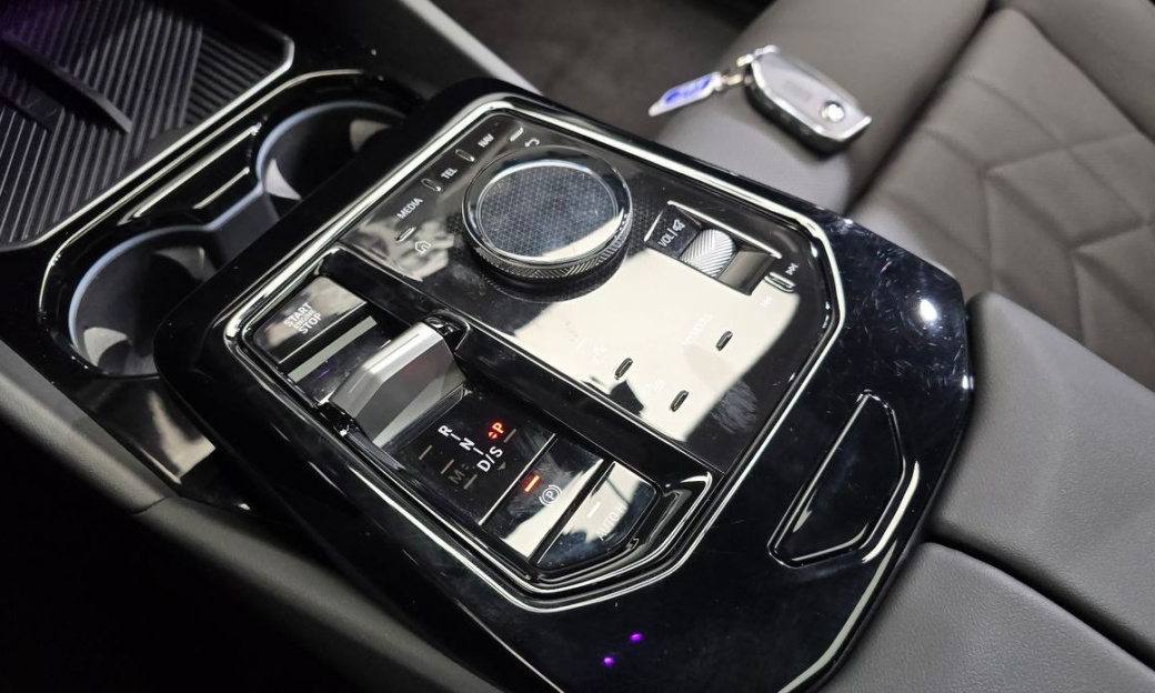 BMW 5-Series 520i M Sport, 2024