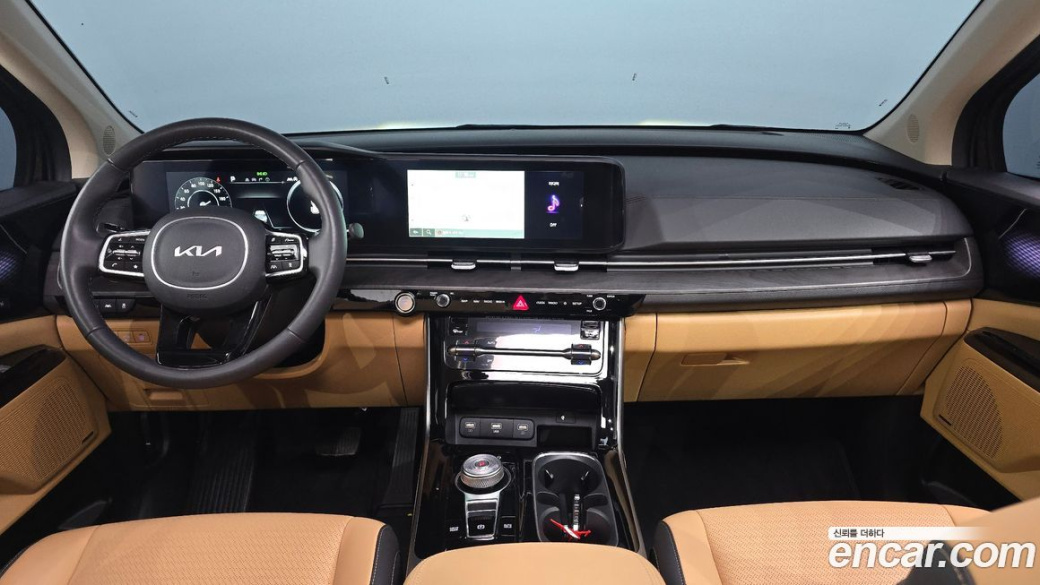 Kia Carnival 9-Seater Signature, 2023