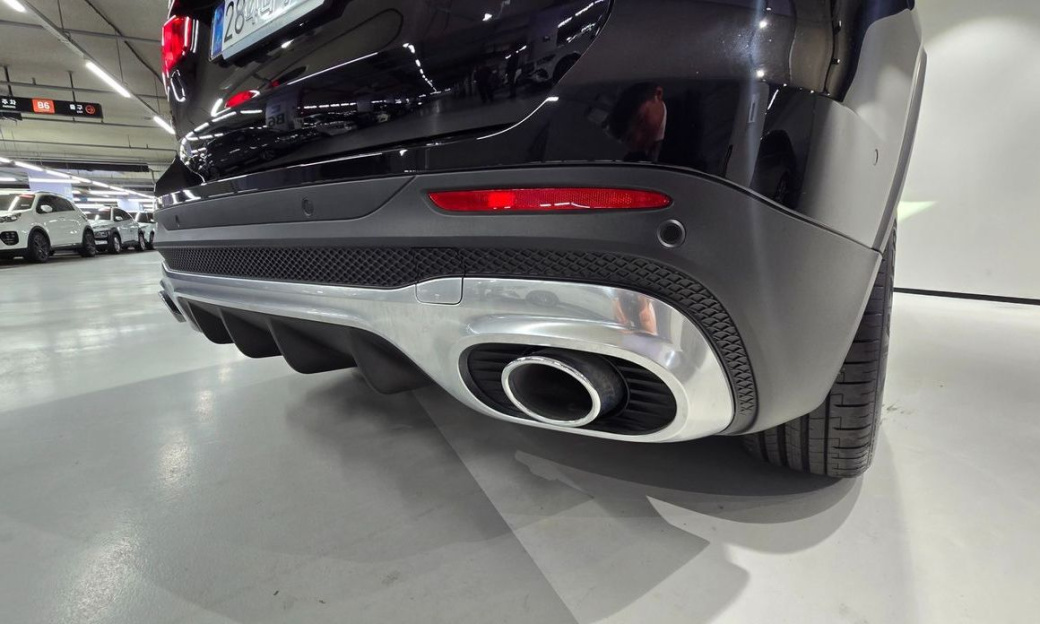 Mercedes-Benz GLB-Class AMG GLB35 4MATIC, 2025