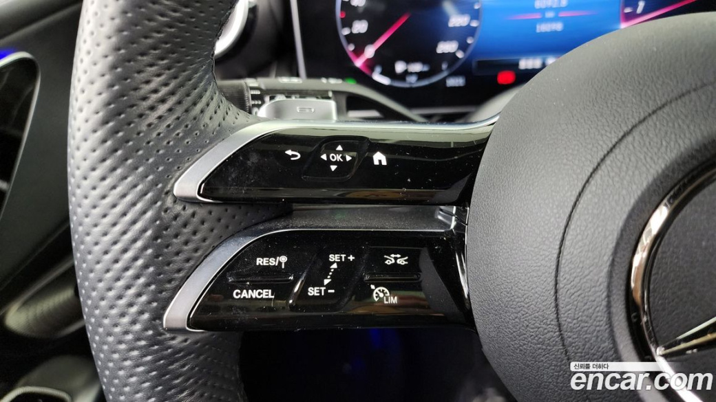 Mercedes-Benz GLC-Class GLC300 4MATIC AMG Line, 2024