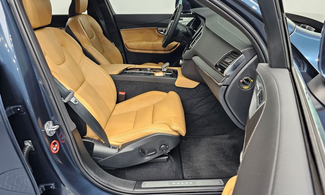 Volvo XC90 B6 Ultimate Bright, 2024