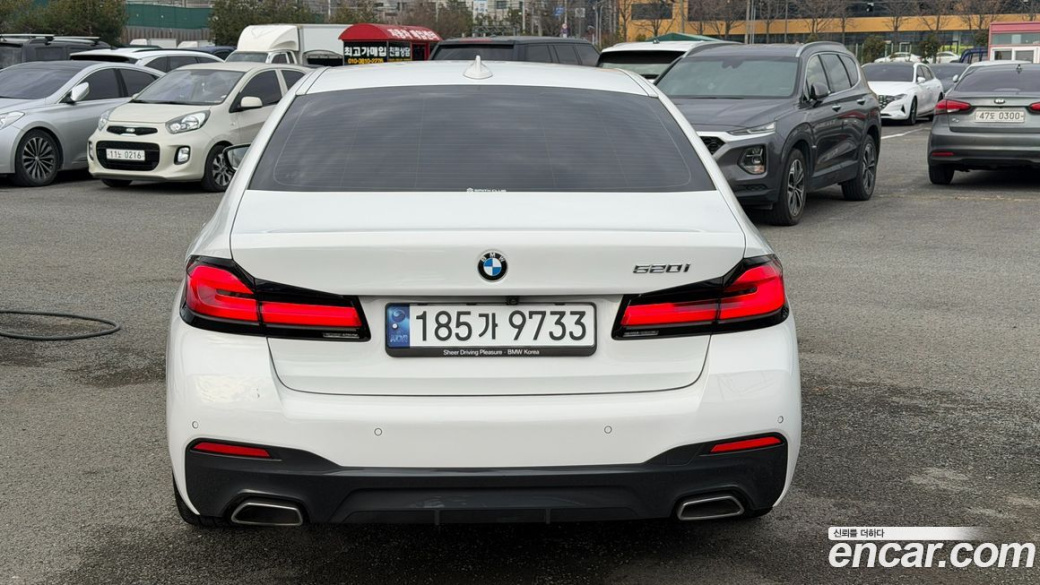 BMW 5-Series 520i M Sport, 2023
