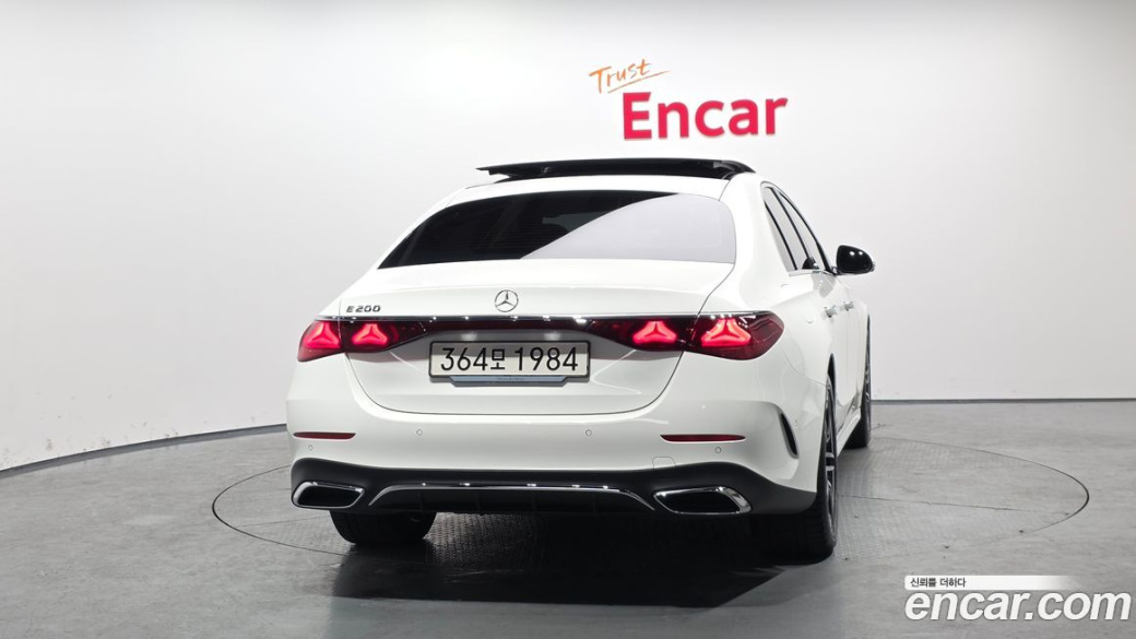 Mercedes-Benz E-Class E200 AMG Line, 2026