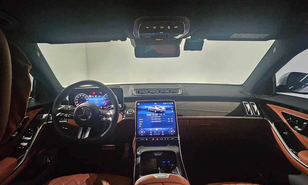 Mercedes-Benz S-Class S500L 4MATIC, 2025