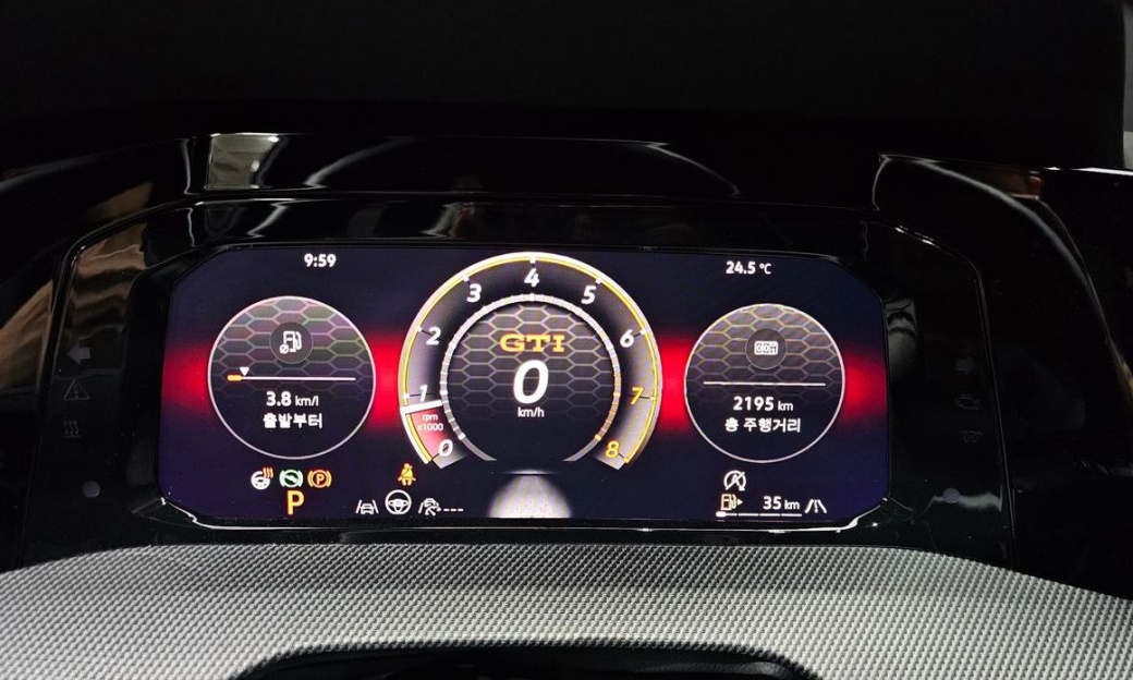 Volkswagen Golf 2.0 GTI, 2025