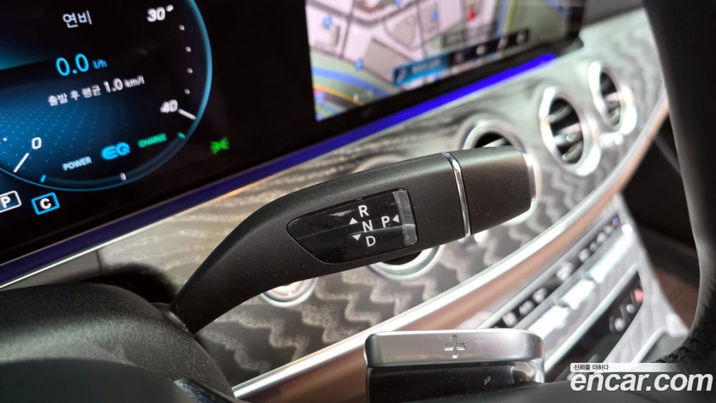 Mercedes-Benz E-Class E350 4MATIC Exclusive, 2023
