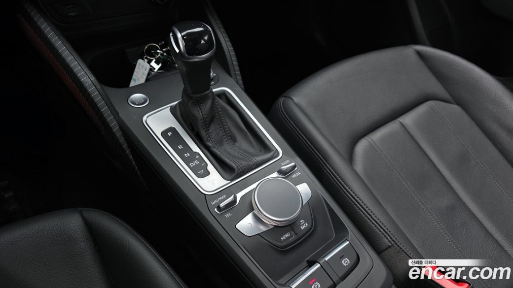 Audi Q2 35 TDI Premium, 2023