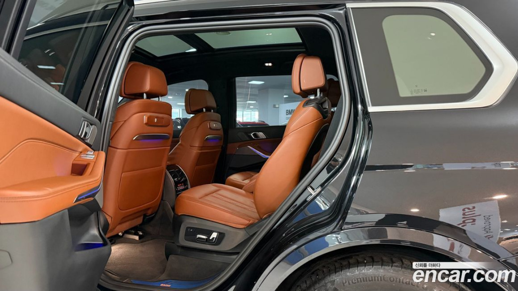 BMW X7 xDrive 40i Design Pure Excellence 6-Seater, 2024