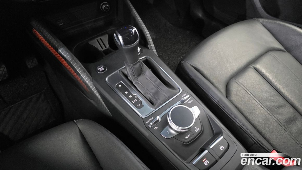 Audi Q2 35 TDI Premium, 2023