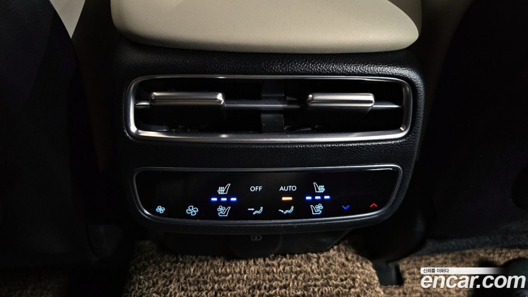 Genesis GV70 2.5T Gasoline 2WD, 2025
