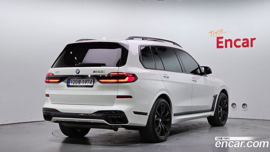 BMW X7 M60i xDrive M sport 6STR, 2024