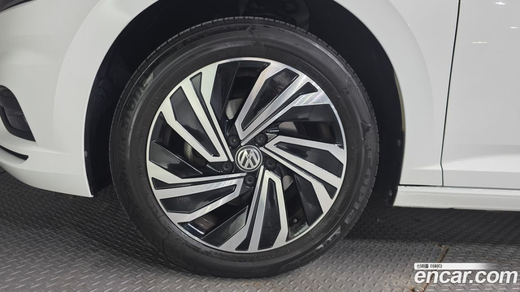 Volkswagen Jetta 1.4 TSI Prestige, 2021