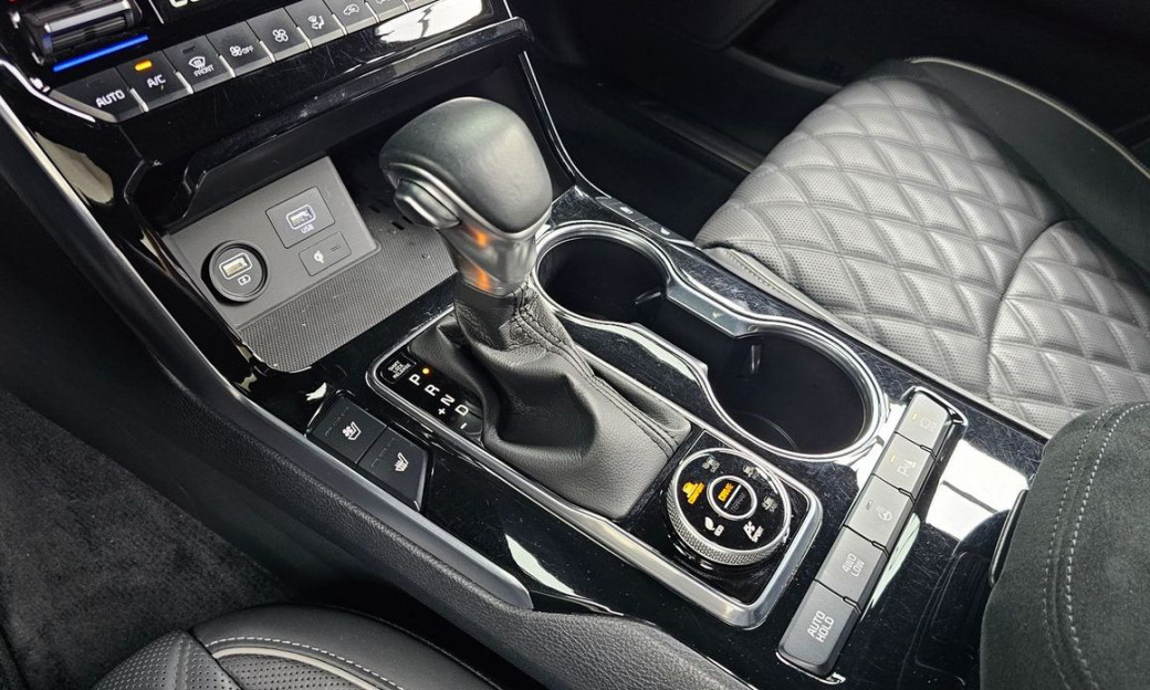 Kia Mohave Diesel 3.0 4WD 5-Seater, 2024
