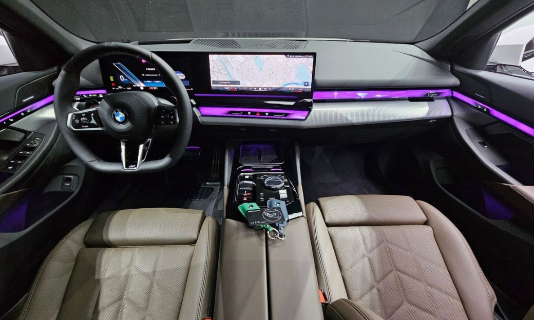 BMW 5-Series 520i M Sport, 2025