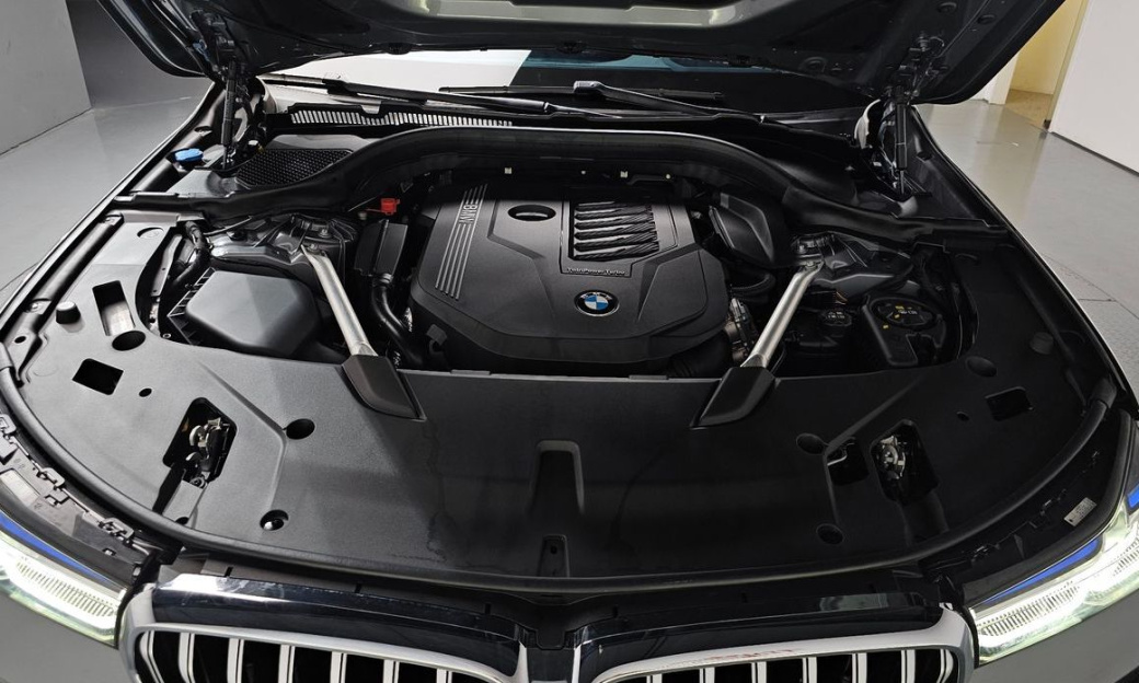 BMW Gran Turismo 630i xDrive M Sport, 2024
