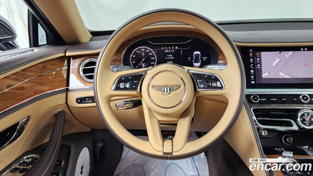 Bentley Flying Spur 4.0 Azure, 2023