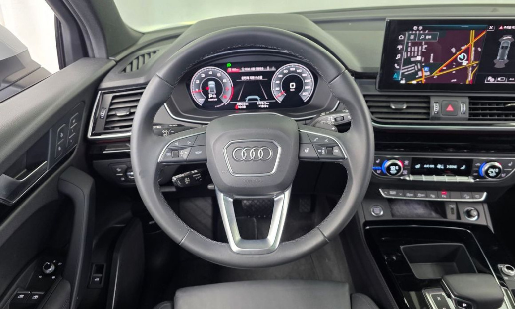 Audi Q5 45 TFSI Quattro Premium, 2022