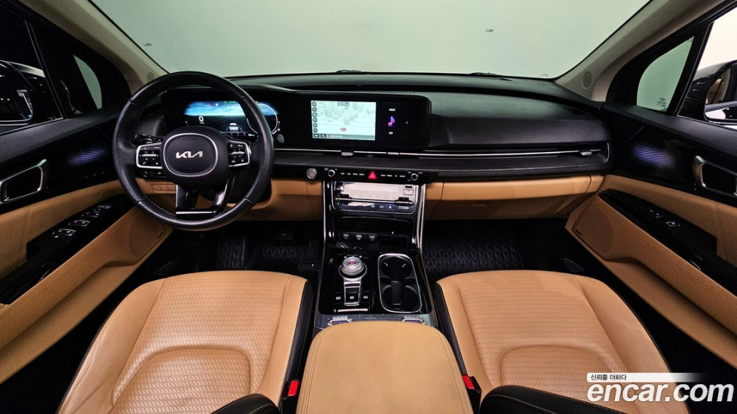 Kia Carnival 9-Seater Signature, 2023