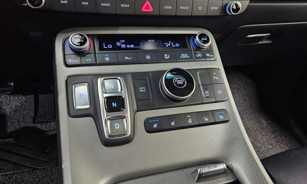 Hyundai Palisade Diesel 2.2 2WD, 2024