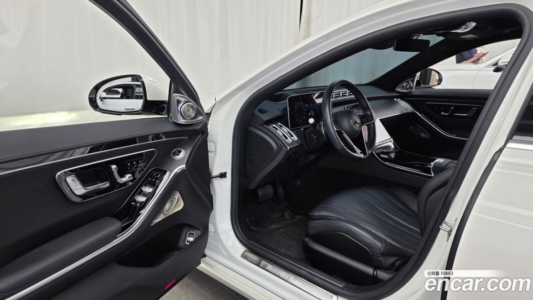 Mercedes-Benz S-Class S350 d, 2022
