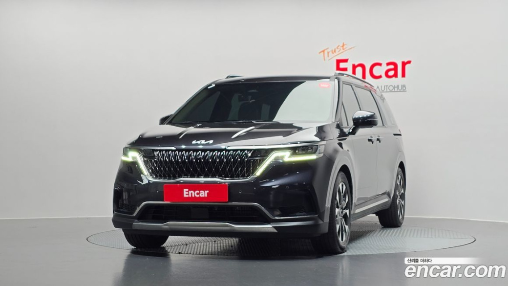 Kia Carnival 7-Seater Signature, 2022