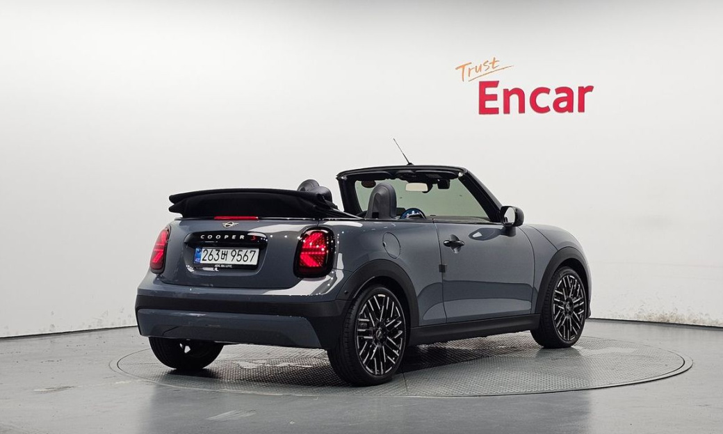 Mini Cooper Convertible Favoured, 2025