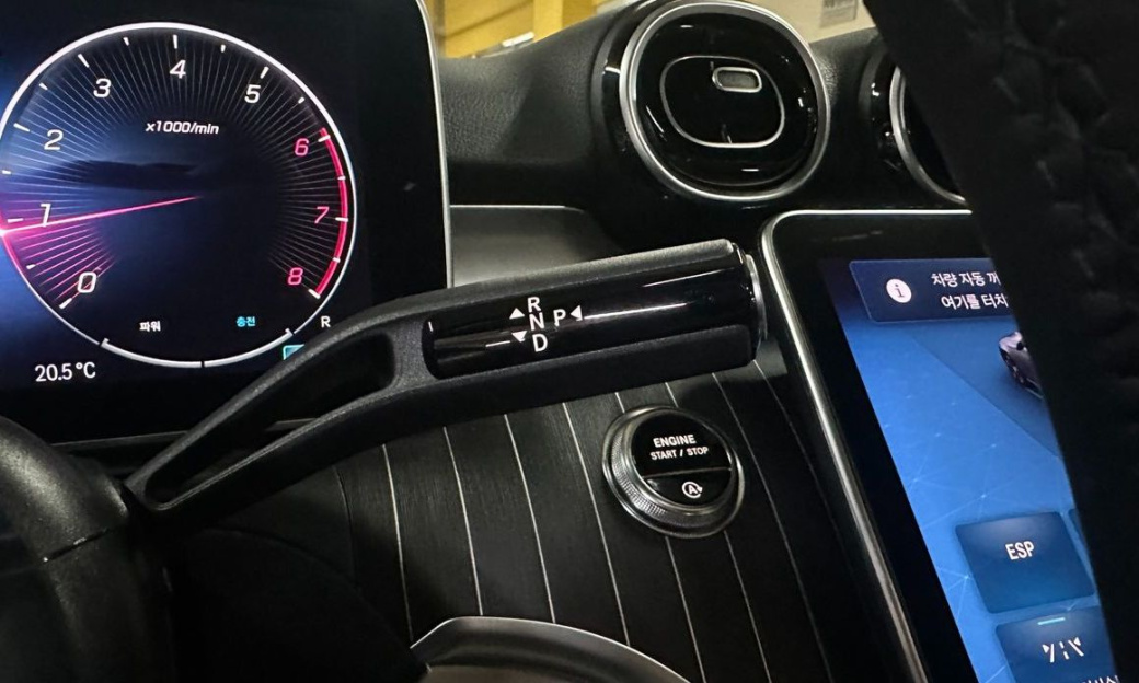 Mercedes-Benz C-Class C300 4MATIC Avantgarde, 2024