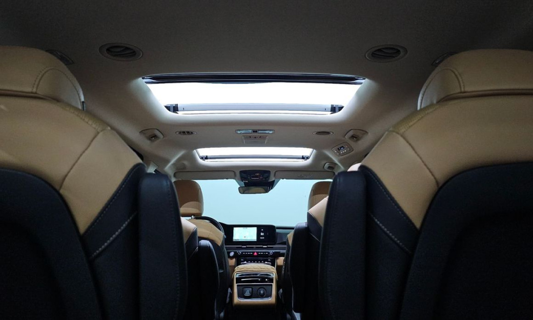 Kia Carnival 9-Seater Signature, 2023
