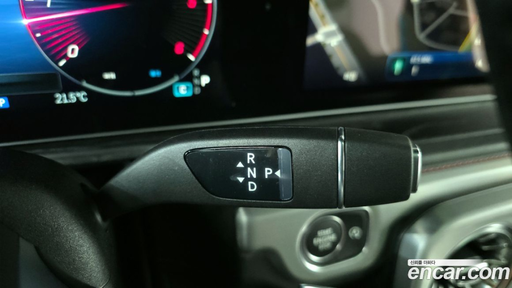 Mercedes-Benz G-Class G450d Manufaktur, 2025