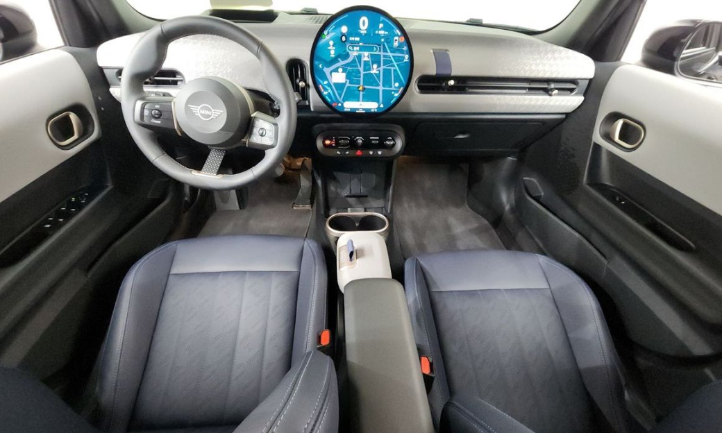 Mini Cooper 5 Door Favoured, 2025