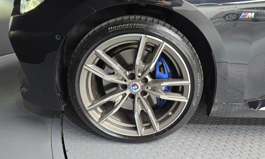 BMW 2-Series M240i xDrive Coupe, 2024
