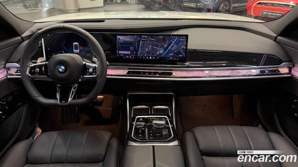 BMW 7-Series 740i xDrive M Sport, 2025