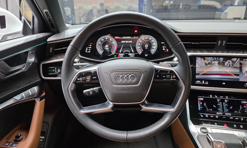 Audi A6 45 TFSI Premium, 2023