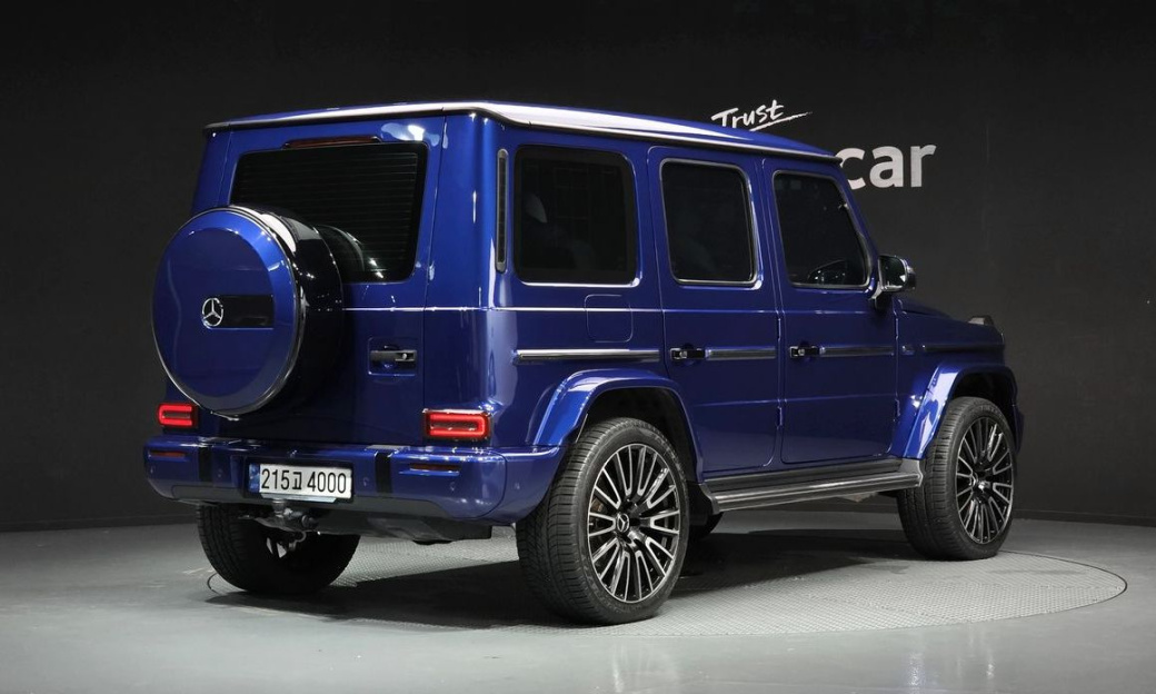 Mercedes-Benz G-Class G450d, 2025