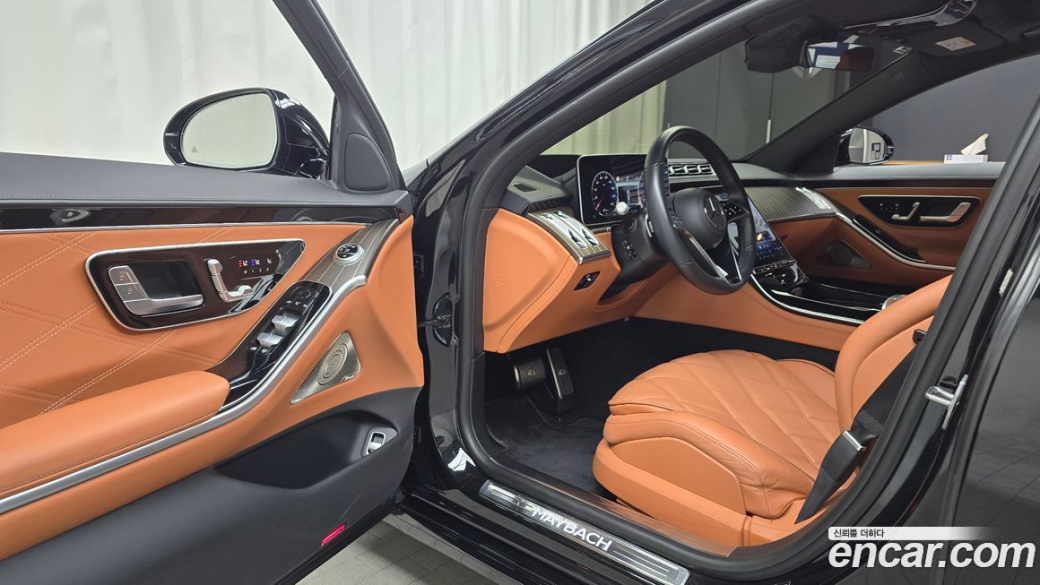 Mercedes-Benz S-Class Maybach S680 4MATIC, 2023