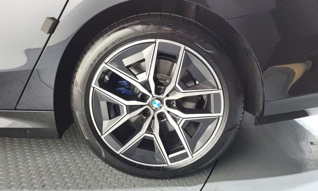 BMW 5-Series 520i M Sport, 2024